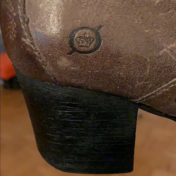 Hand crafted ankle booties - Picture 5 of 5